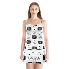 Cute Cameras Doodles Hand Drawn Satin Pajamas Set by pakminggu