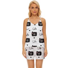 Cute Cameras Doodles Hand Drawn V-neck Satin Pajamas Set by pakminggu