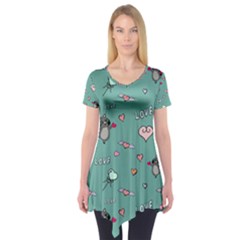 Raccoon Texture Seamless Scrapbooking Hearts Short Sleeve Tunic  by pakminggu