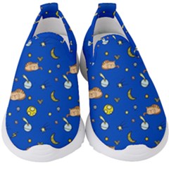 Cat Animals Sleep Stars Seamless Background Kids  Slip On Sneakers by pakminggu