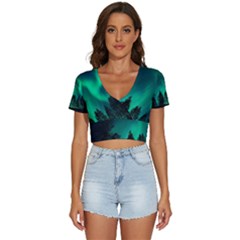 Aurora Northern Lights Phenomenon Atmosphere Sky V-neck Crop Top by pakminggu