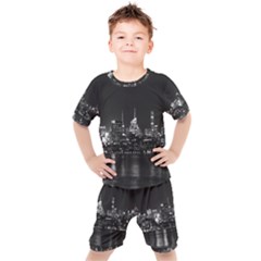 Photography Of Buildings New York City  Nyc Skyline Kids  Tee And Shorts Set by Bakwanart