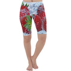 Red Strawberries Water Squirt Strawberry Fresh Splash Drops Cropped Leggings  by B30l