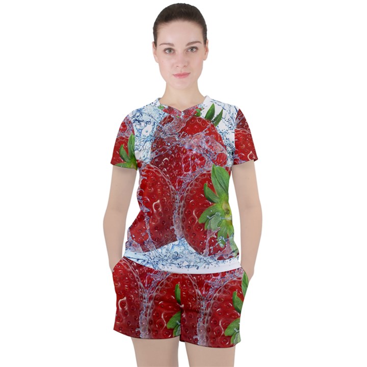 Red Strawberries Water Squirt Strawberry Fresh Splash Drops Women s Tee and Shorts Set