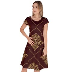 Vector Gold Ornament Pattern Seamless Damask Classic Short Sleeve Dress