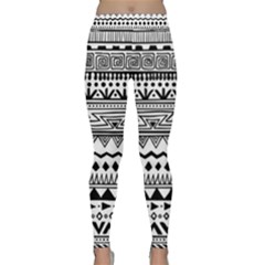 Boho-style-pattern Classic Yoga Leggings by Wav3s