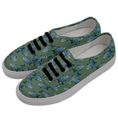 Fishes Pattern Background Theme Men s Classic Low Top Sneakers by Vaneshop