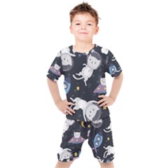 Space Cat Illustration Pattern Astronaut Kids  Tee And Shorts Set by Wav3s