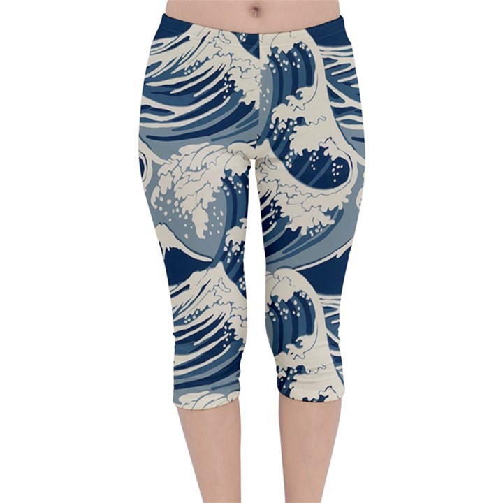 Japanese Wave Pattern Velvet Capri Leggings 