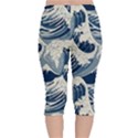 Japanese Wave Pattern Velvet Capri Leggings  View2