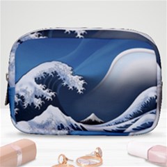 The Great Wave Off Kanagawa Make Up Pouch (small)