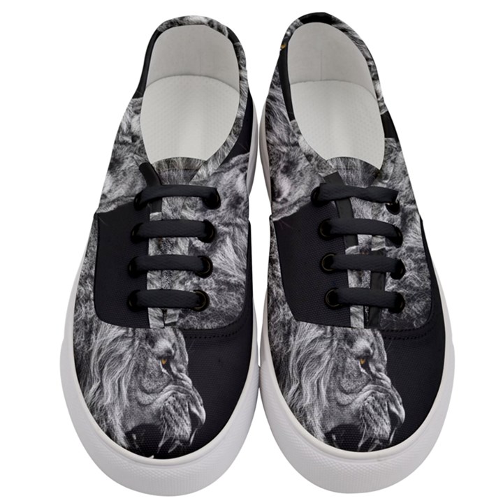 Angry Lion Black And White Women s Classic Low Top Sneakers