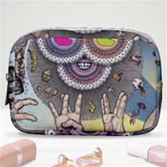 Vintage Trippy Aesthetic Psychedelic 70s Aesthetic Make Up Pouch (small) by Bangk1t