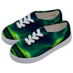 Iceland Aurora Borealis Kids  Classic Low Top Sneakers by Cowasu