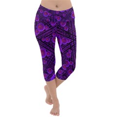 Spheres Combs Structure-regulation Lightweight Velour Capri Yoga Leggings by Simbadda