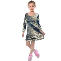 Wave Water Surface Sea Ocean Liquid Kids  Long Sleeve Velvet Dress by Vaneshop