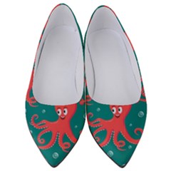 Cute-smiling-red-octopus-swimming-underwater Women s Low Heels by uniart180623