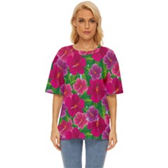 Background-cute-flowers-fuchsia-with-leaves Oversized Basic Tee