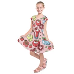 Tomato-seamless-pattern-juicy-tomatoes-food-sauce-ketchup-soup-paste-with-fresh-red-vegetables Kids  Short Sleeve Dress by uniart180623