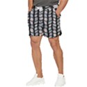 Seamless-pattern-with-interweaving-braids Men s Runner Shorts View3