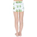 Cute-seamless-pattern-with-avocado-lovers Kids  Sports Shorts View2