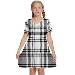 Pixel-background-design-modern-seamless-pattern-plaid-square-texture-fabric-tartan-scottish-textile- Kids  Short Sleeve Tiered Mini Dress