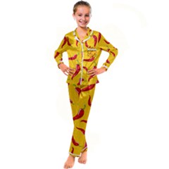 Chili-vegetable-pattern-background Kids  Satin Long Sleeve Pajamas Set by uniart180623