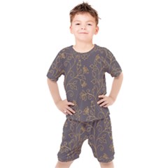 Seamless-pattern-gold-floral-ornament-dark-background-fashionable-textures-golden-luster Kids  Tee And Shorts Set by uniart180623