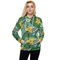 Seamless-pattern-with-cucumber-slice-flower-colorful-hand-drawn-background-with-vegetables-wallpaper Women s Lightweight Drawstring Hoodie