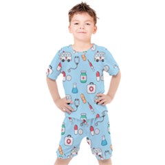 Medical-seamless-pattern Kids  Tee And Shorts Set by uniart180623