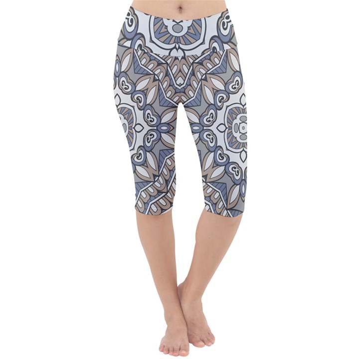 Flower Art Decorative Mandala Pattern Ornamental Lightweight Velour Cropped Yoga Leggings