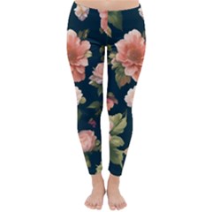 Wallpaper-with-floral-pattern-green-leaf Classic Winter Leggings