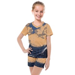 Waves Aesthetic Ocean Retro Sea Vintage Kids  Mesh Tee And Shorts Set