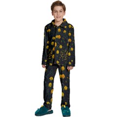 Bloomed Yellow Petaled Flower Plants Kids  Long Sleeve Velvet Pajamas Set by artworkshop