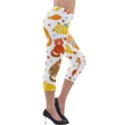 Seamless Pattern With Kittens White Background Lightweight Velour Capri Leggings  View4