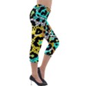 Seamless Leopard Wild Pattern Animal Print Lightweight Velour Capri Leggings  View4