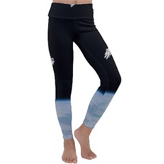 Amazing Stunning Astronaut Amazed Kids  Lightweight Velour Classic Yoga Leggings by Proyonanggan