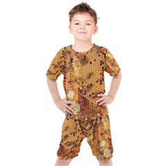 Bees Nature Animals Honeycomb Kids  Tee And Shorts Set by pakminggu