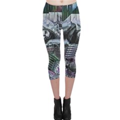 Cyberpunk Drama Capri Leggings 