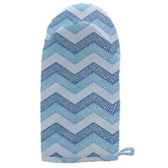 Seamless Pattern Of Cute Summer Blue Line Zigzag Microwave Oven Glove by Grandong