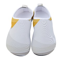 Cute Chick Men s Sock-style Water Shoes