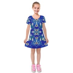 Oilpainting Blue Flowers In The Peaceful Night Kids  Short Sleeve Velvet Dress