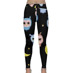 Cute-owl-doodles-with-moon-star-seamless-pattern Classic Yoga Leggings by pakminggu