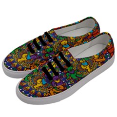 Dead Dancing Bears Grateful Dead Pattern Men s Classic Low Top Sneakers by Grandong