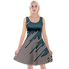 Abstract Diagonal Striped Lines Pattern Reversible Velvet Sleeveless Dress