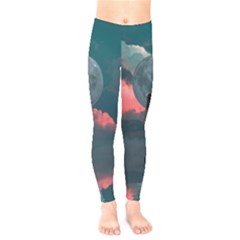 Astronaut-moon-space-nasa-planet Kids  Leggings by Cowasu