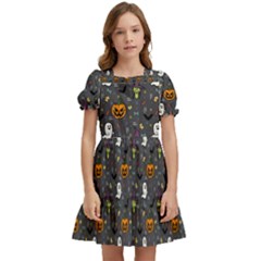 Halloween Pattern Bat Kids  Puff Sleeved Dress by Bangk1t