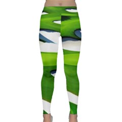 Golf Course Par Green Classic Yoga Leggings by Sarkoni