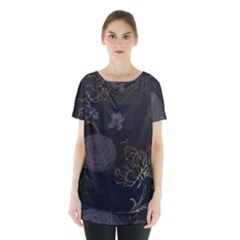 Dark And Gold Flower Patterned Skirt Hem Sports Top by Grandong