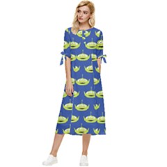 Alien Pattern Bow Sleeve Chiffon Midi Dress